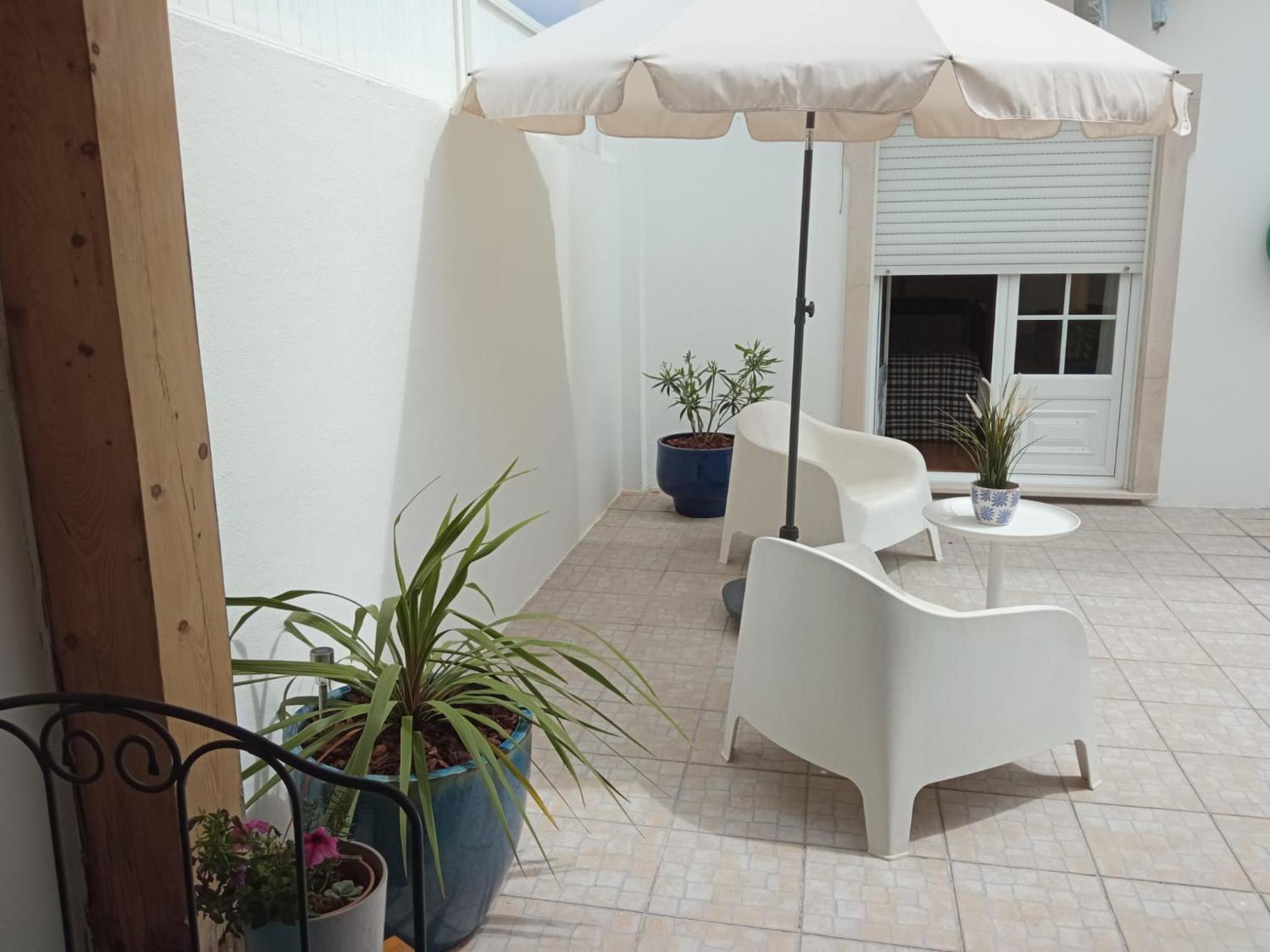 White Guest House Peniche Luaran gambar